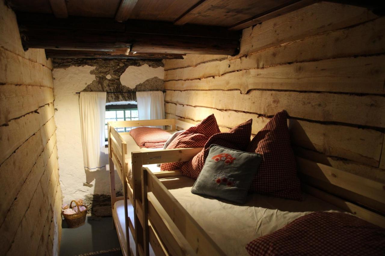 Sachserhof Ferienwohnungen In Sachsenburg Exteriér fotografie