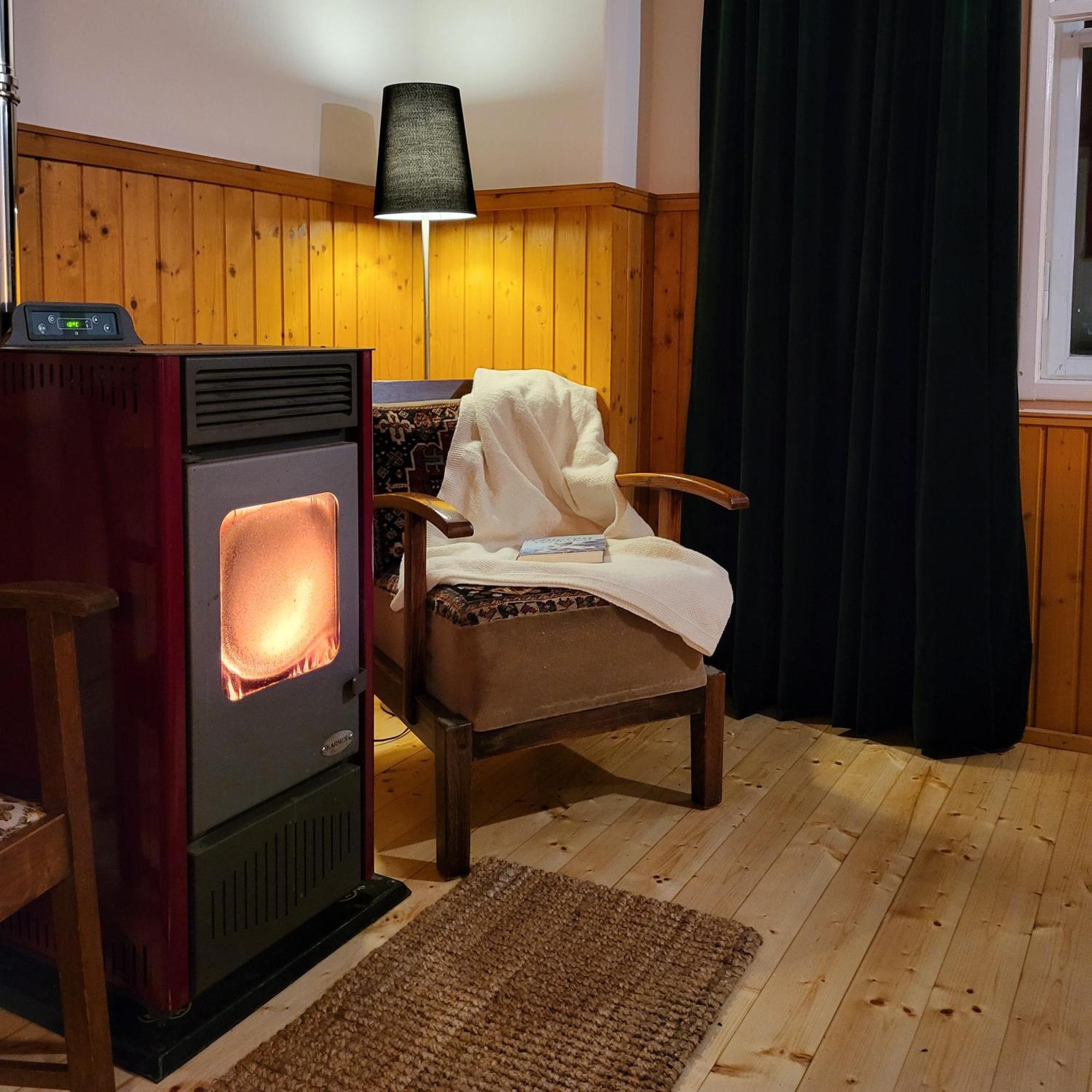 Sachserhof Ferienwohnungen In Sachsenburg Exteriér fotografie